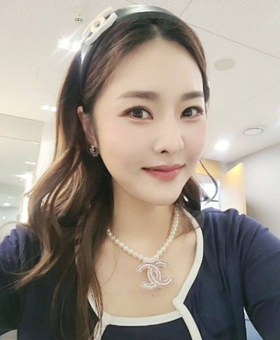 결혼 발표 소식 이미지