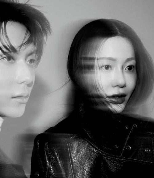 고현정 23살 연하 던과 붙어 앉은 흑백 사진 한 장…SNS가 들썩인 결정적 이유