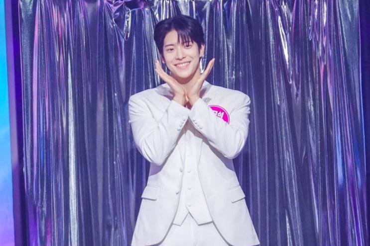<b>정승준</b>, 김우빈-정용화 닮은꼴 비주얼