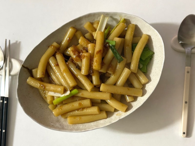 간장떡볶이 레시피, 이렇게 간단하다고? 빨간 떡볶이 질릴 때 자취생 초간단 요리