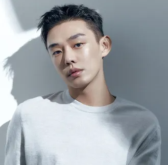 유아인, 집행유예 중 '뱀피르'로 3년 만에 복귀…최하늘 관계부터 프로필 나이 고향 학력 재....