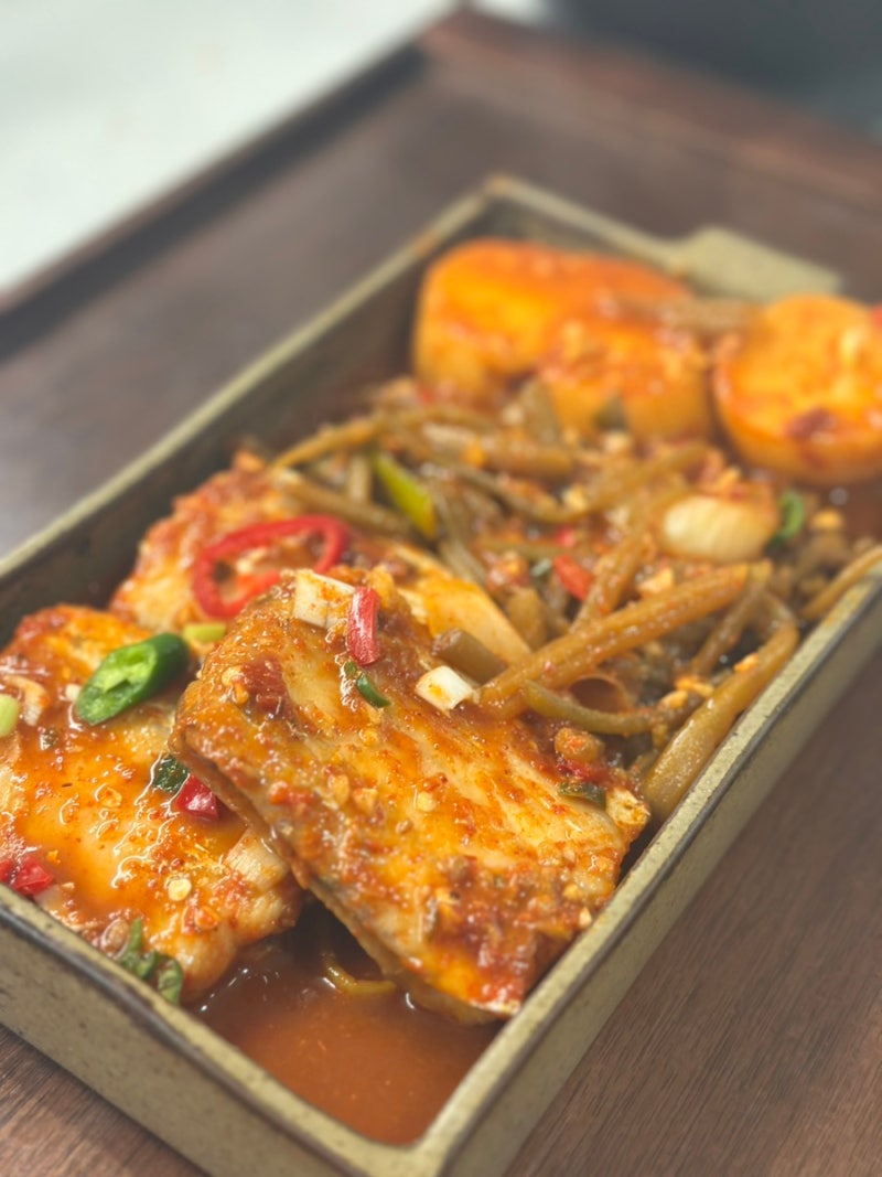 고구마순 갈치조림 레시피 순살갈치 만들기 갈치손질법 갈치 뼈바르는법
