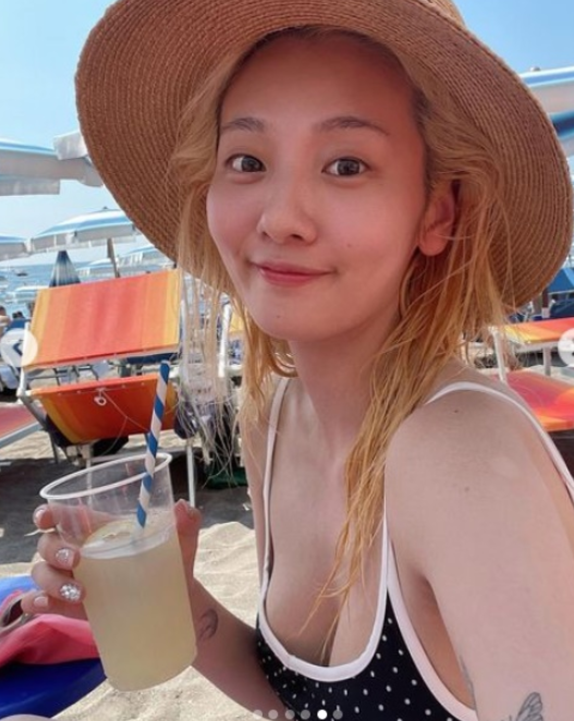 [볼빨간사춘기 안지영 프로필] 나이부터 고향, 학력까지… 1인 체제로 우뚝 선 그녀의 진짜 ....