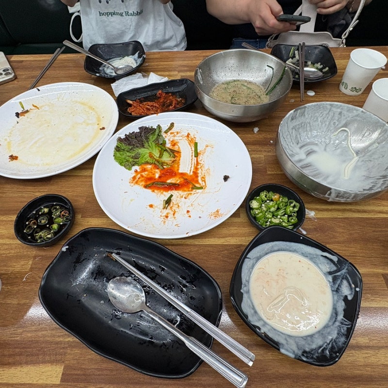평택 브라이언이 선택한 칼국수 콩국수 수육 김밥 맛집 미소본칼국수