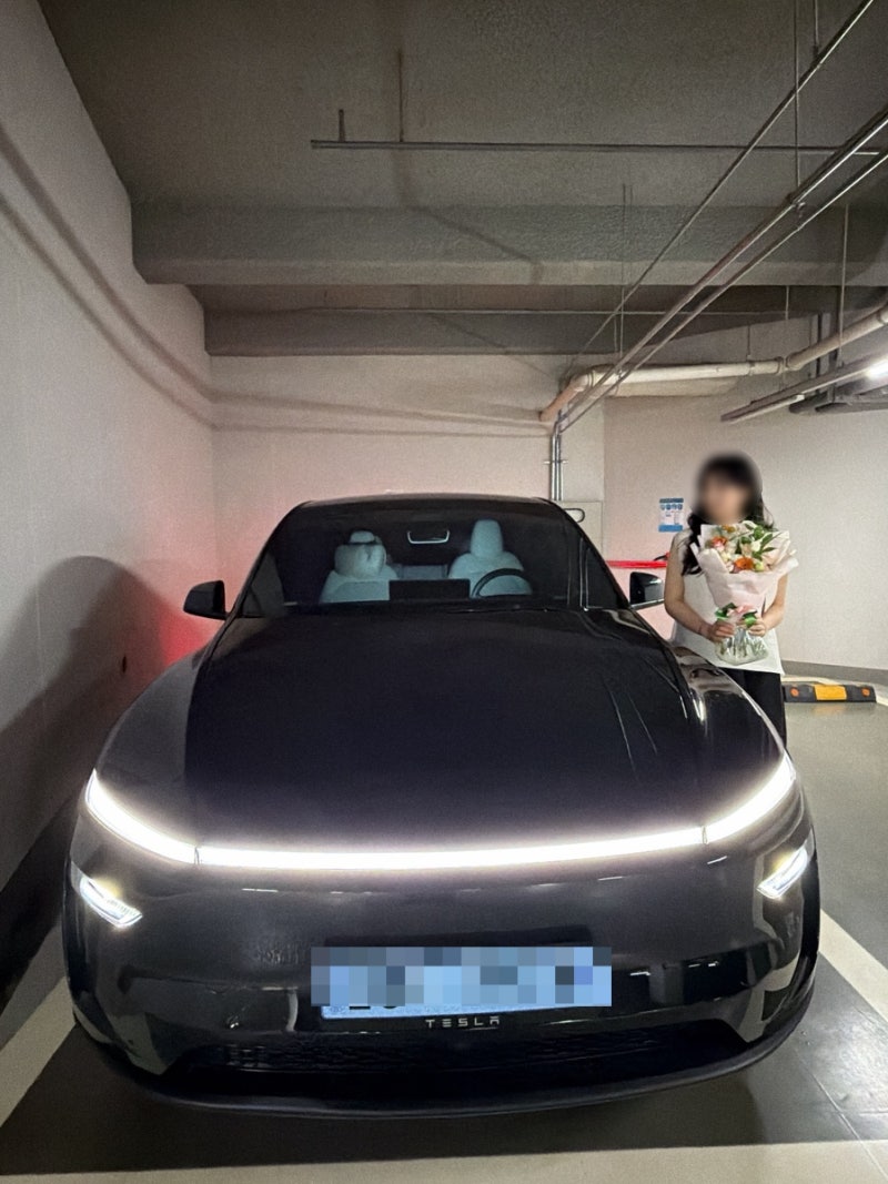 테슬라 모델 Y 주니퍼 다이아몬드 블랙 × 젠 그레이 시트 출고 후기｜3월 계약부터 8월 인도....