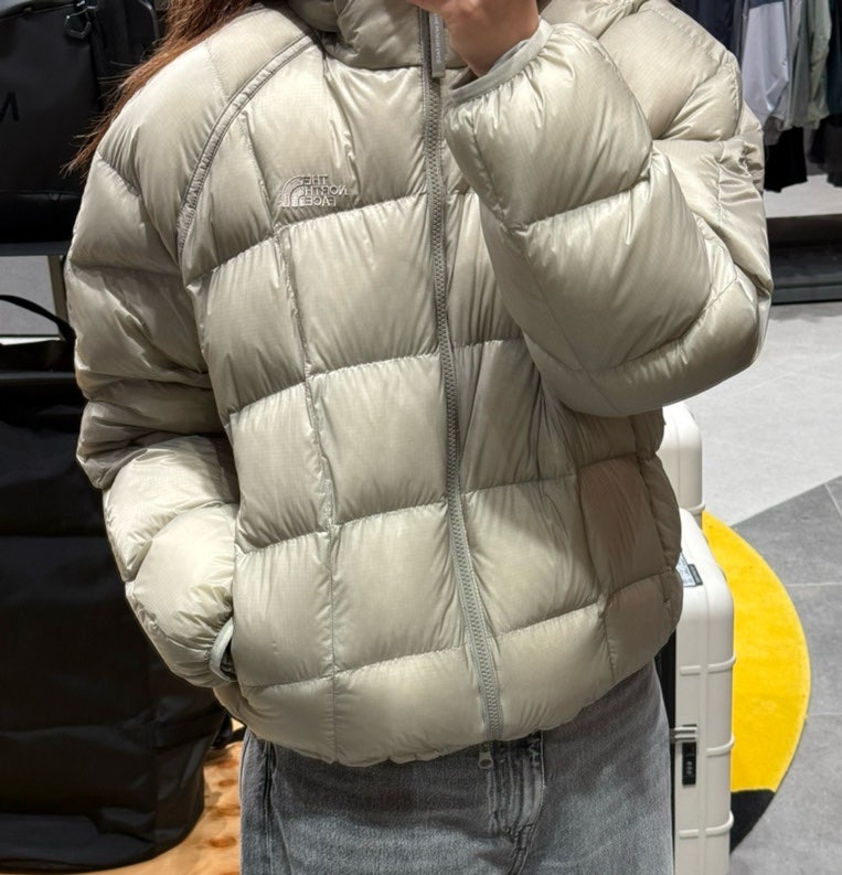 노스페이스 경량패딩 라이트팩 다운자켓 착용 후기 컬러감도 미쳤다 주문대란 작정하고 GRAY....