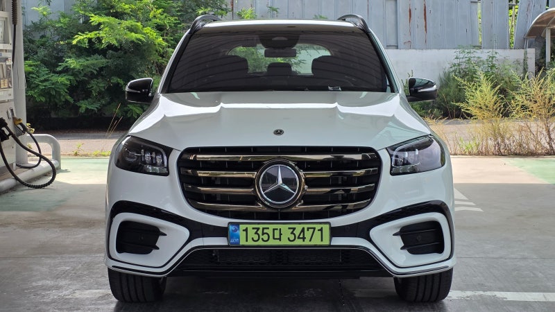 벤츠 GLS 450 AMG Line 즉시출고 가능 재고 확보! 제원부터 실물 포토까지