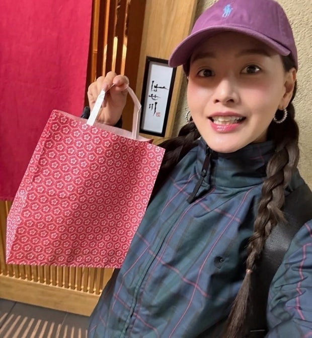 레인보우 김재경 결혼 후 조용하길래 쉬는 줄 알았는데... 일본에서 처음 도전한 일