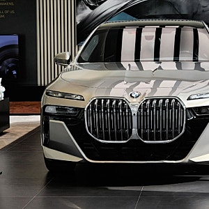 "상반기 수입 플래그십 1위.." 2026 BMW 7시리즈 740i xDrive 모의 견적 정보 제원 포토