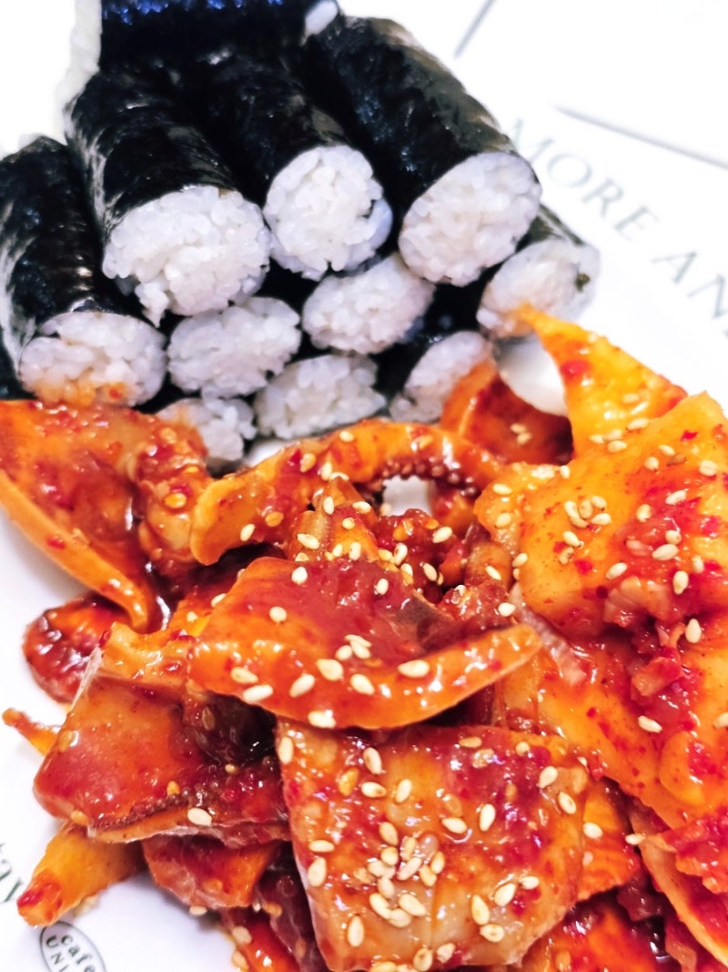 한입 메뉴 추천! 집에서 만드는 매콤새콤 '충무김밥' 만들기