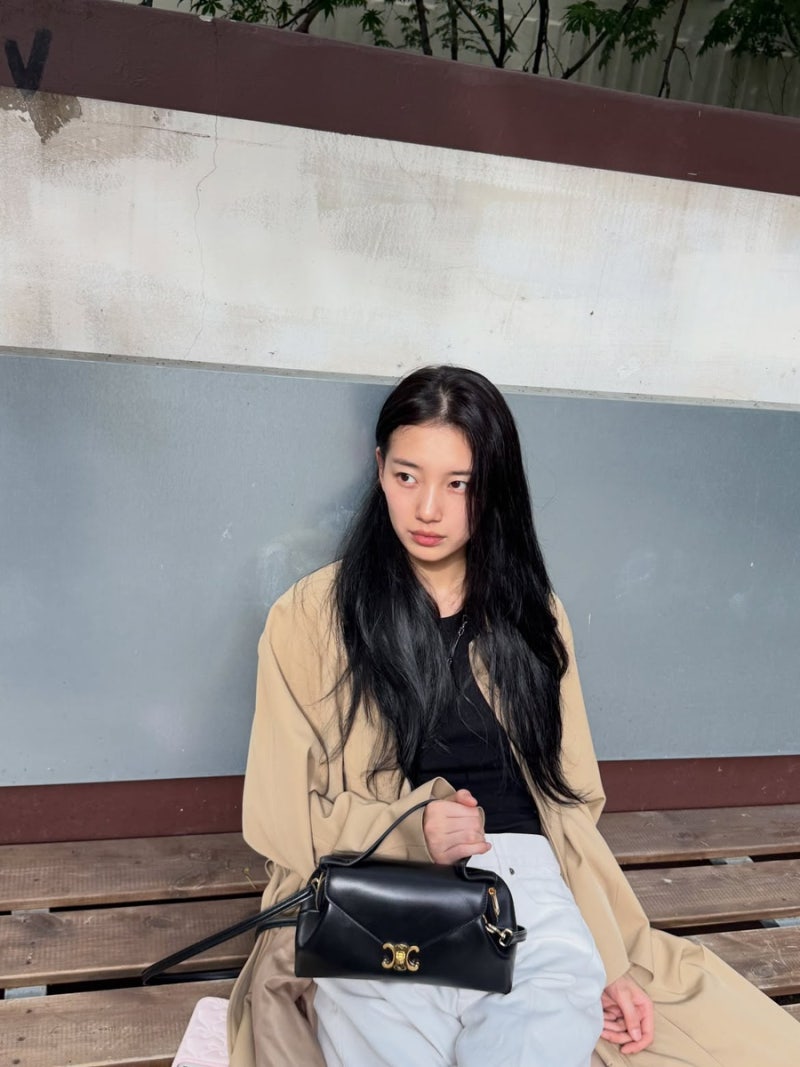 셀린느 신상백 넘 예쁜 수지 셀린느 플레어백 사이즈 코디