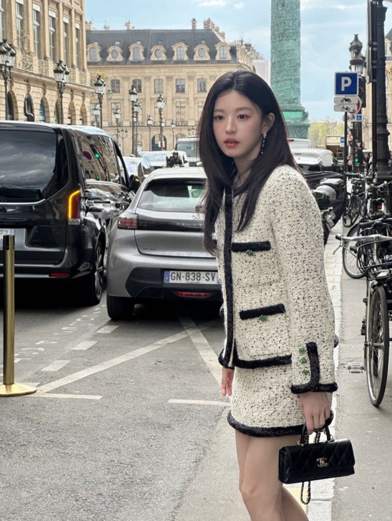 "Crazy Dreamy Charm," Go Youn-jung's Unique and Unrivaled Aura: Profile, MBTI, Ideal Type, Dating Rumors, Age
