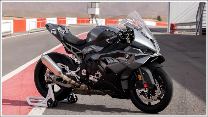 BMW S1000RR 가격 옵션 차이와 구매 전 알아볼 점