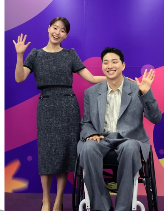"<b>KTX</b> 승강장 <b>사고</b>" <b>박위</b> 프로필 나이 아내 송지은 근황 안전 호소