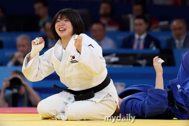 허미미, 일본 국적 포기하고 태극마크…일본에서 태극기 올린다