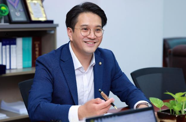<b>청년 최고</b>위원 지명 <b>전용기</b> 프로필｜1991년생 나이·고향·학력·지역....