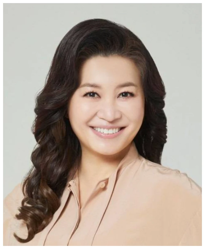 오은영 상담 예약 방법, 미숙아로 태어나 첫사랑과 결혼한 대한민국 대표 멘토의 반전 인생....