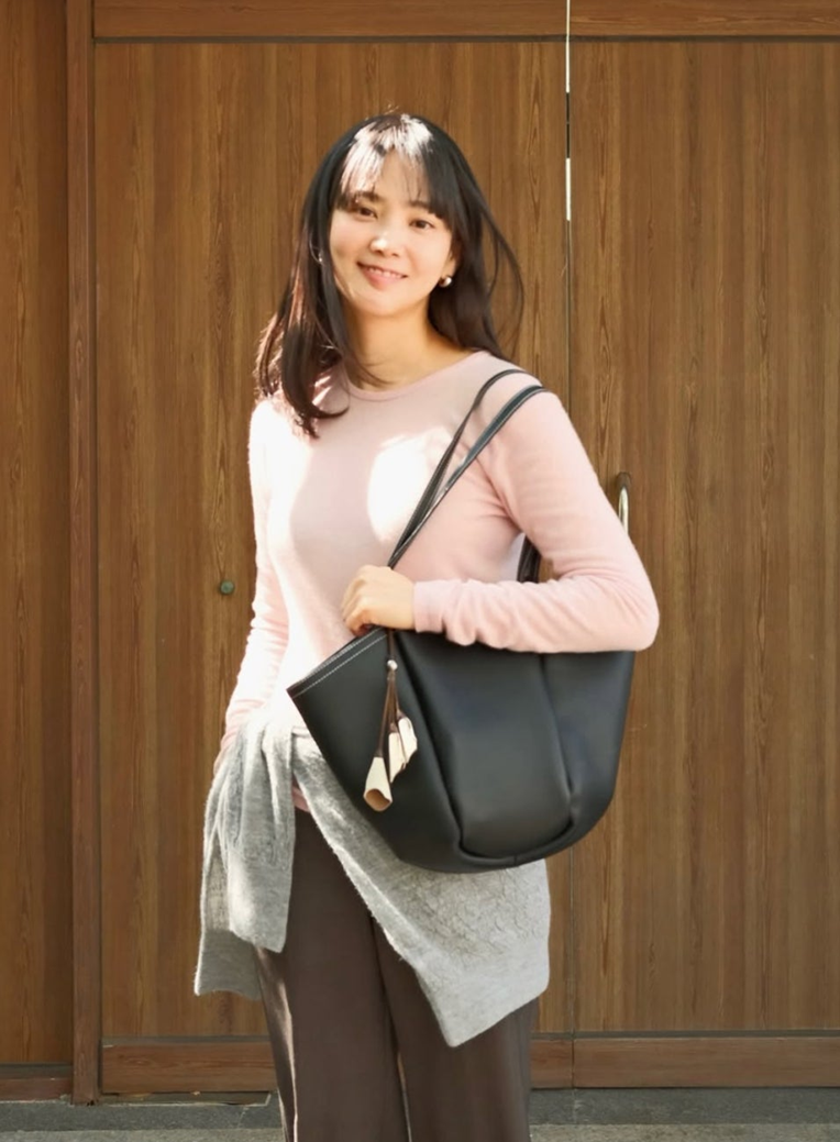 “솔직히 반칙이다” 43세 윤승아, 아들 엄마인데 이 비주얼? 보고도 나이를 못 믿는다