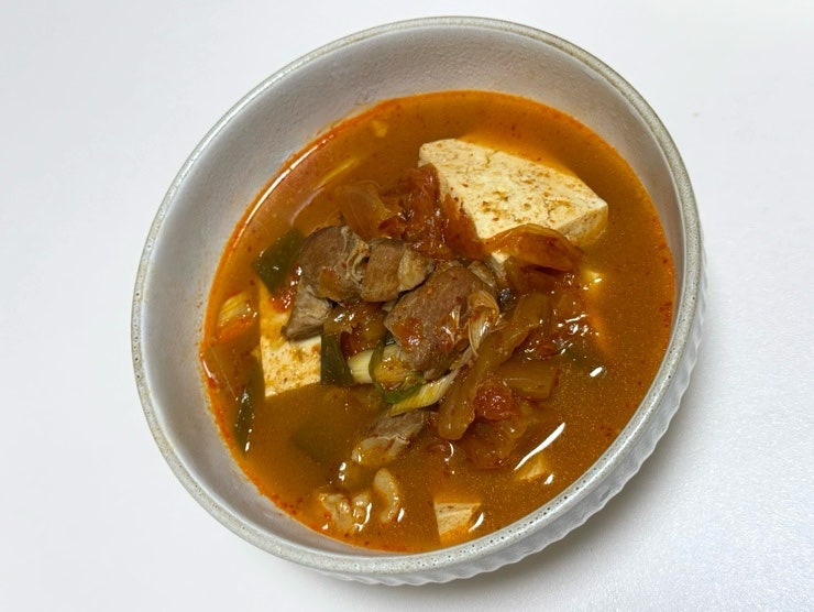 돼지고기 김치찌개 레시피｜자취생도 만드는 초간단 집밥 | 실패 없는 김치찌개 황금 레시피....