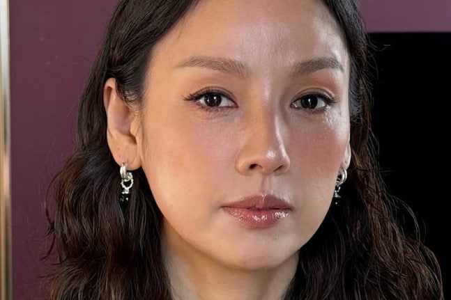47세 이효리, 눈밑 주름까지 자연스럽게 시술없는 힘뺀 메이크업으로 꾸밈없는 아름다움