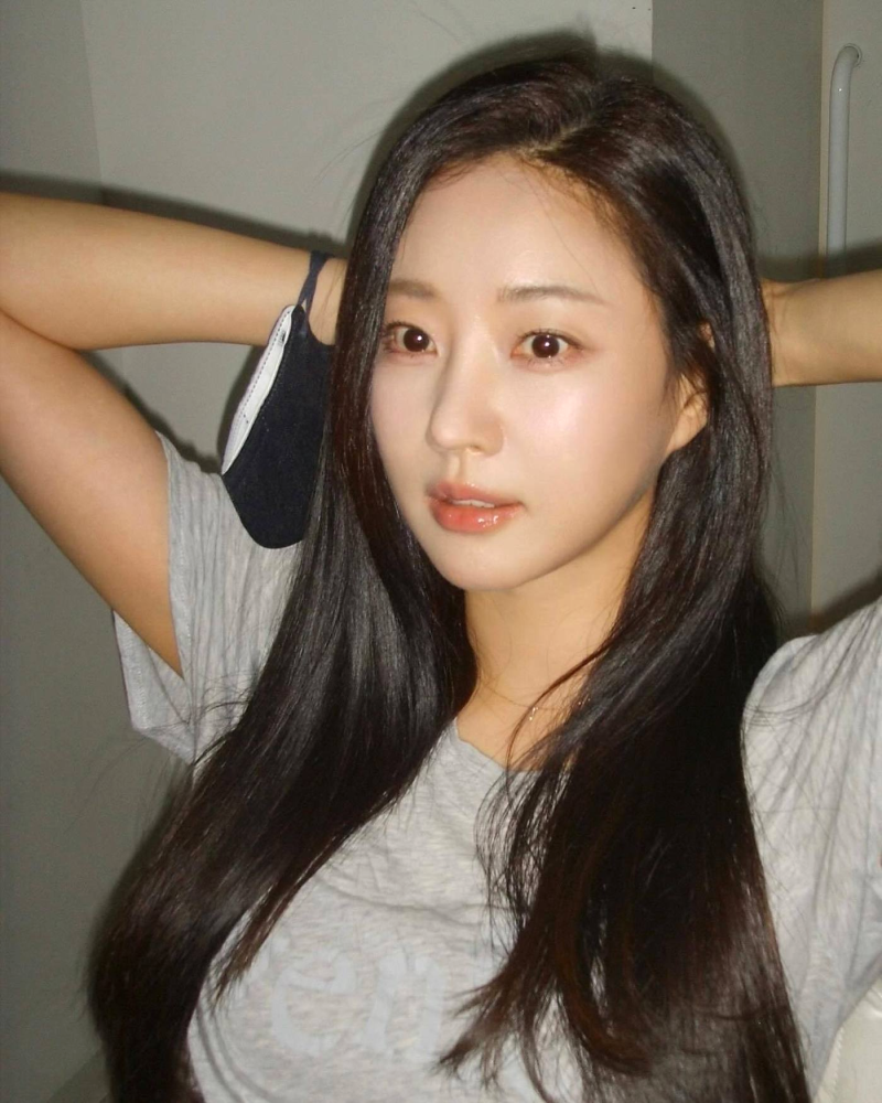 "49세 맞아?" 김사랑 근황, 뉴욕에서 공개한 파격적인 모습
