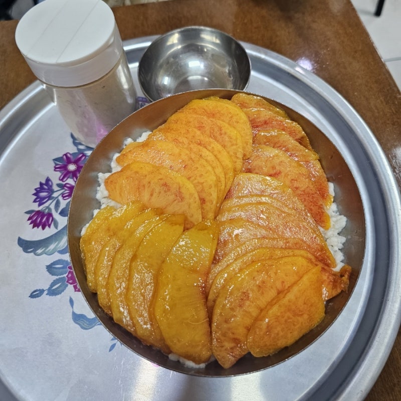 맛있는게 너무 많았던 대구 서문시장 단무지빙수 + 김밥 + 순대 먹방 (feat.철가방요리사)