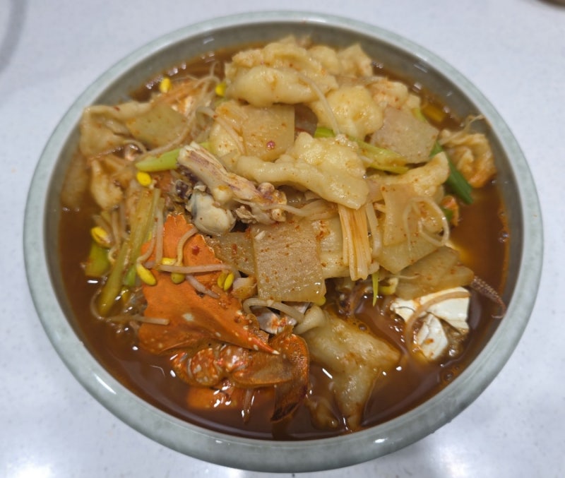 달큰한 꽃게탕 해물 수제비 만들기