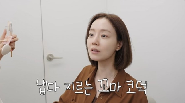 "화장보다 세안이 먼저?" 문채원 메이크업 단발·눈썹 꿀팁 정리