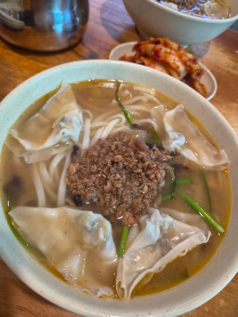 명동교자 이태원점 용산맛집 주차꿀팁 영업시간 이태원무한리필
