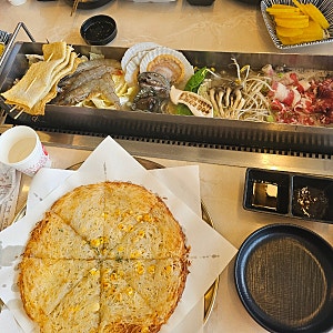 강릉 맛집 추천 안목해변 맛집 70cm 해물칼국수 브라보칼국수 강릉본점 낙지 전복 조개 가리....