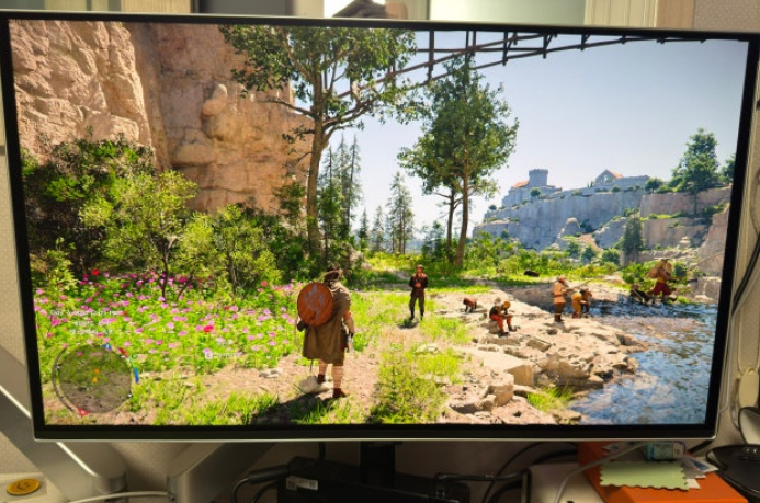 게이밍모니터 27인치VS32인치 패널 IPS VS OLED 추천비교 LG 삼성뭘사야할까?