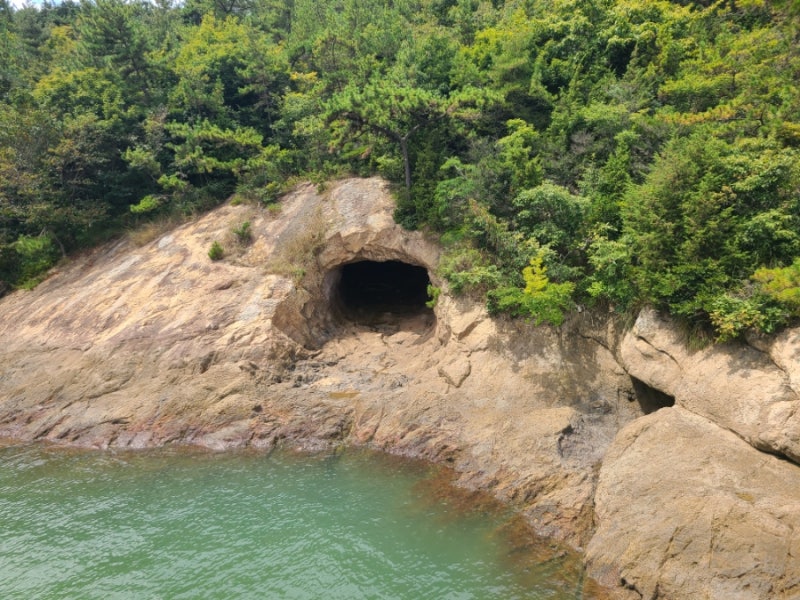 해안동굴을 볼수 있는 목포 고하도 해상테마파크