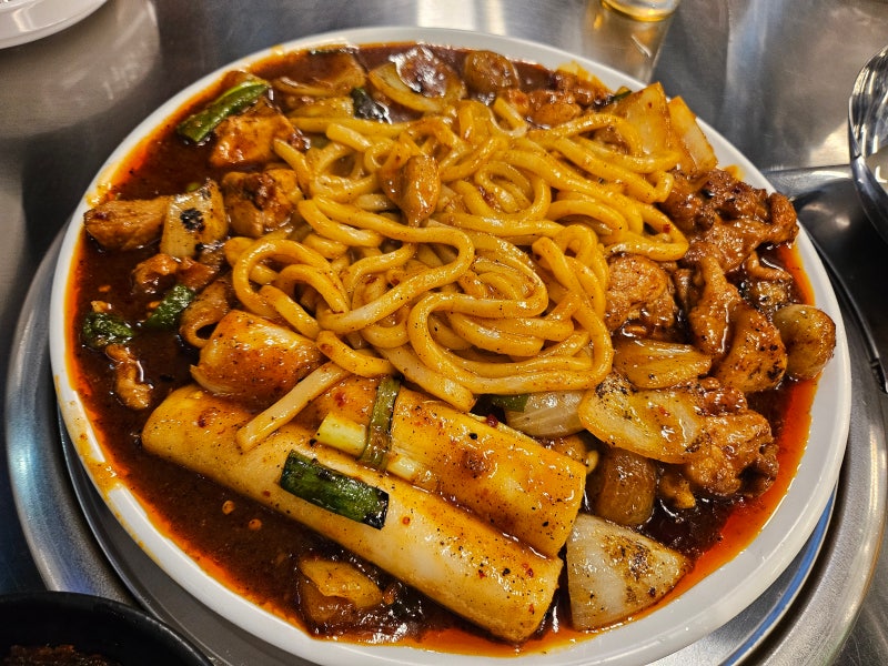 불향 가득 닭불고기에 볶음밥까지 매력이었던 집/전포맛집/서면맛집/내돈내산/솔직후기/부....