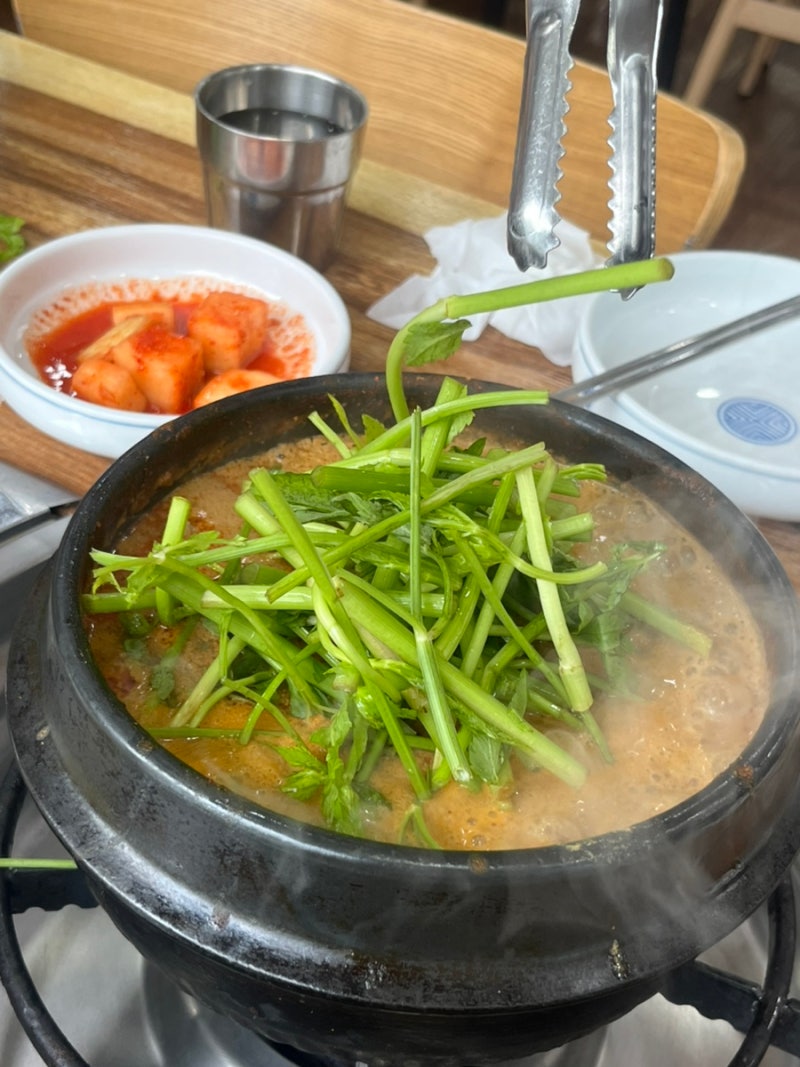 [광주 풍년오리탕] 서울 사람이 처음 먹어보는 광주식 오리탕 후기