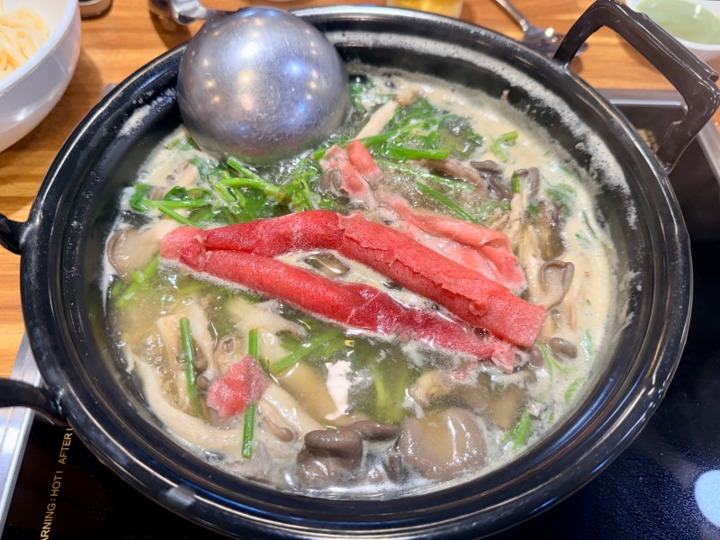 [연신내/갈현동] 국물이 진국, 버섯칼국수 샤브 맛집 “등촌샤브칼국수”