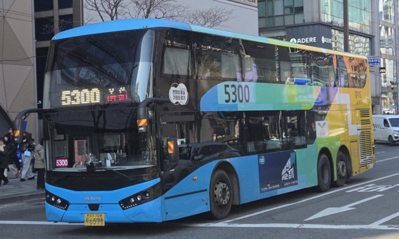 오산~강남 출근길 숨통 트이나…5300번 2층 전기버스 11대로 확대
