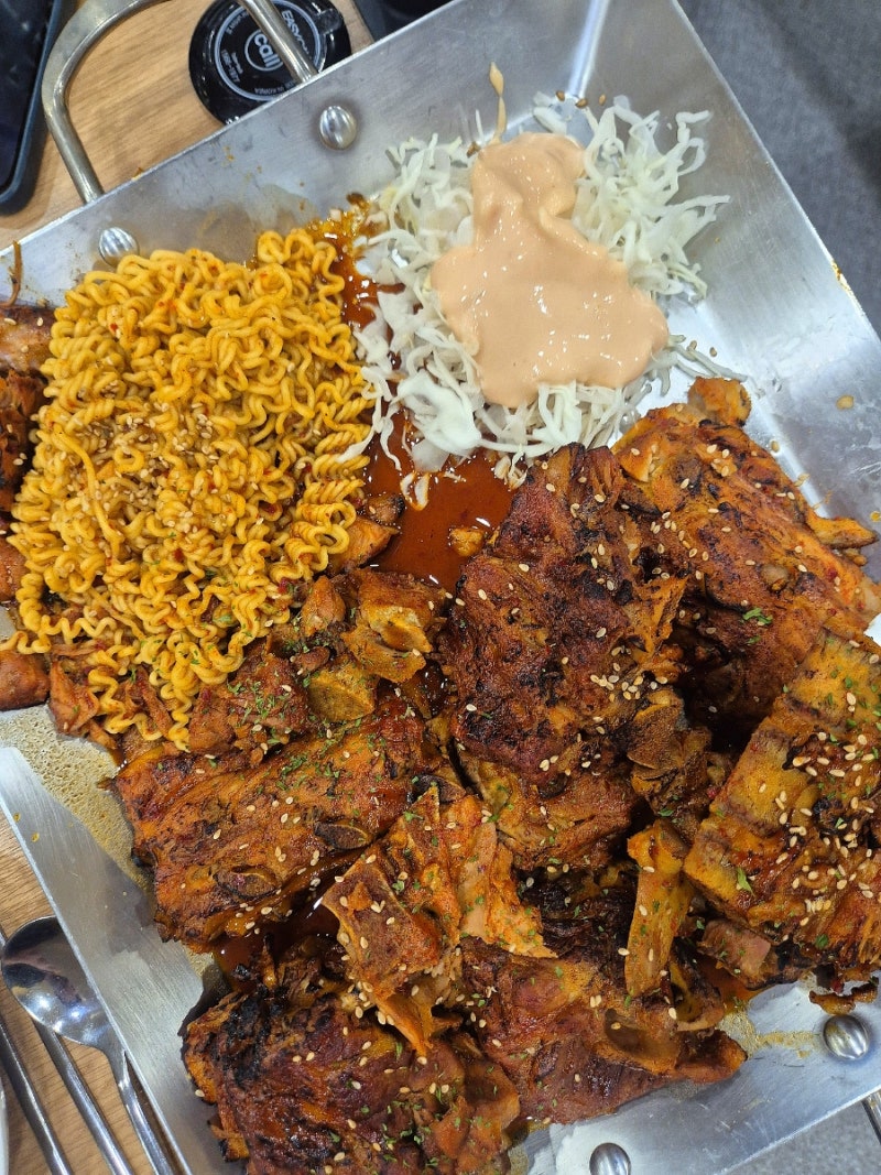 해운대 아이랑 가기 좋은 놀이방 식당 누리마을감자탕 해운대점