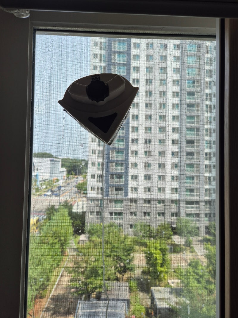 노마인드 자석창문닦이. 셀프 아파트 창문 청소 후기