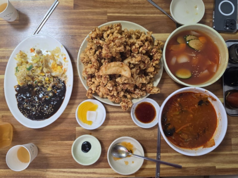 [부산/동래/안락]웹툰에도 나왔던 가성비 좋고 줄서서 먹는 부산 3대 탕수육 부먹?찍먹?그냥 ....