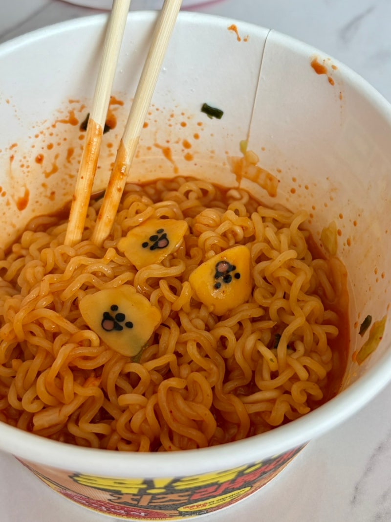 CU 편의점 신상 컵라면 추천 콕콕콕 치즈라볶이 전자렌지 꿀맛!