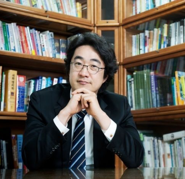홍혜걸 나이 프로필, 아내 여에스더 별거 합가 두 아들 며느리 고향 폐수술 학력 재산 근황까....