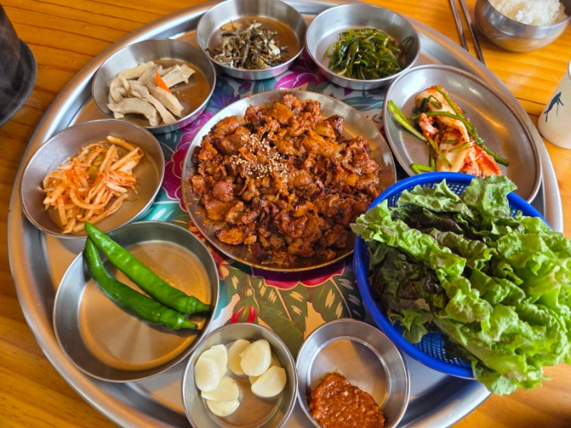 경주맛집 백년손님, 황리단길 근처 경주백반 석쇠불고기정식 후기