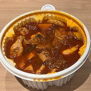 [배달] 엽기떡볶이 엽기닭볶음탕 ㅣ떡볶이 말고 닭볶음탕, 초보맛에 중국당면·순대까지 29,50....