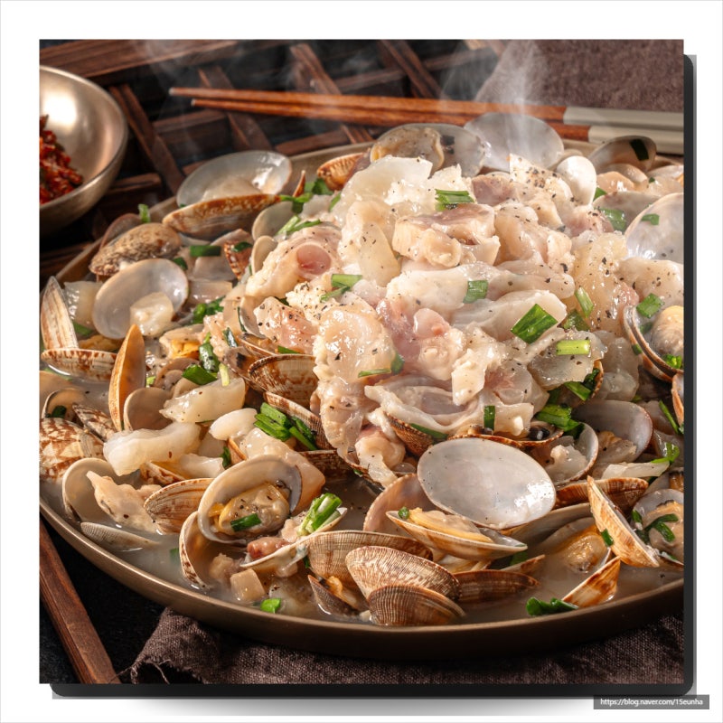 캠핑 가서 찌개냐 어묵탕이냐 고민이라면? 백년밥상 바지락 스지전골 밀키트