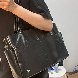 아이패드들어가는 가방 추천 맥끌라니 멜다 숄더백