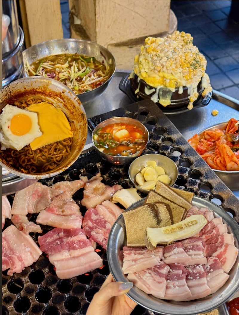 [서울 마포] 공덕역 돼지고기 특수부위 맛집 |: 다가생구이 서울본점 :| 공덕 노포 고기 맛집