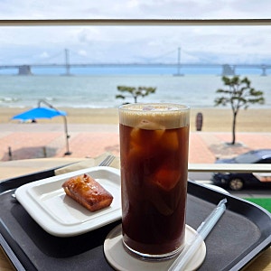부산 광안리 카페 리코리카 통창 오션뷰가 좋은 감성카페