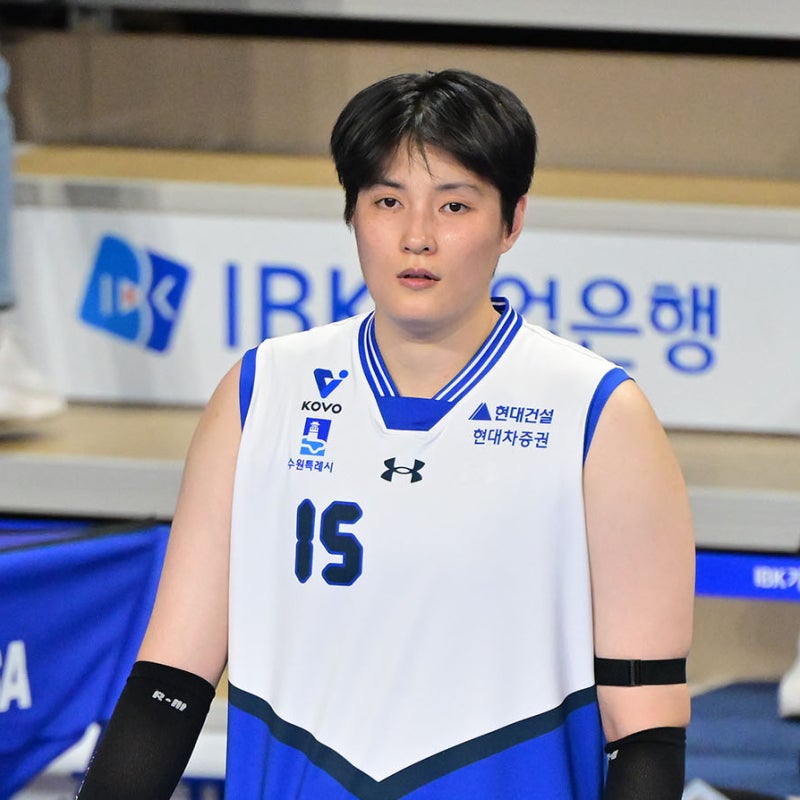 한때 6억원 연봉 김희진, 먹튀됐다가 지금은 가성비 여자배구 선수