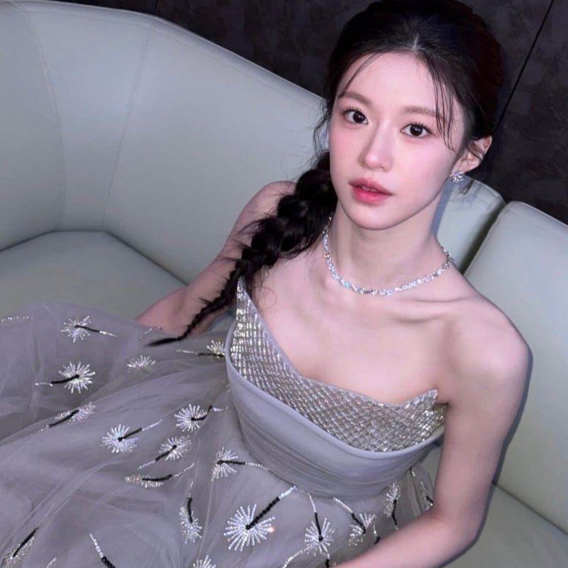 고윤정 프로필 & 키 & 나이 & 소속사 & 학력 & 작품활동 & 인스타그램