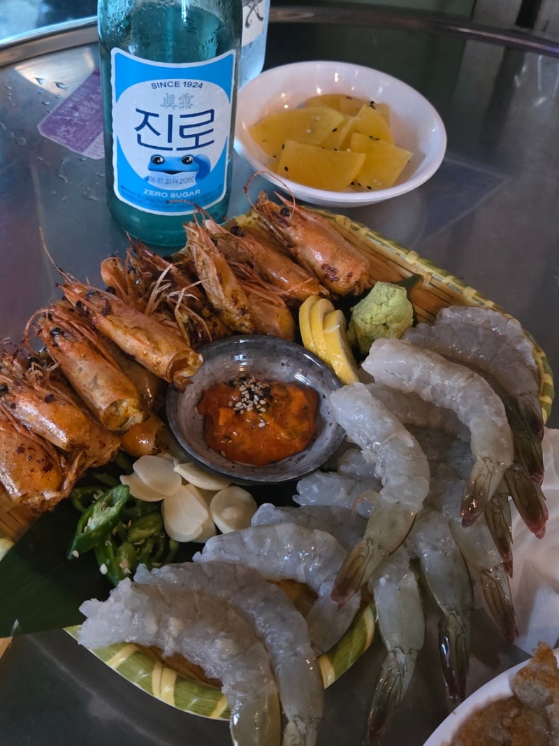 해물점｜레트로 감성 가득한 용산 해산물 맛집